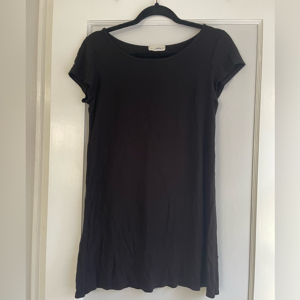 Noble U Black Short Sleeve Mini Dress